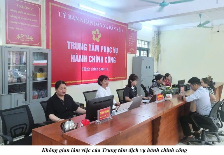 Xã Bản Xèo từng bước vượt khó, nâng cao chất lượng dịch vụ hành chính công 515436245 659910553774422 900784655681914970 n