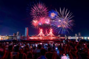 Chung kết DIFF 2025: Cuộc so tài rực rỡ của ánh sáng, âm nhạc và khát vọng hòa bình