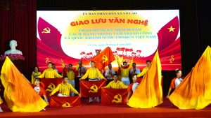 Xã Võ Lao rộn ràng đêm văn nghệ chào mừng 80 năm Cách mạng Tháng Tám và Quốc khánh 2/9