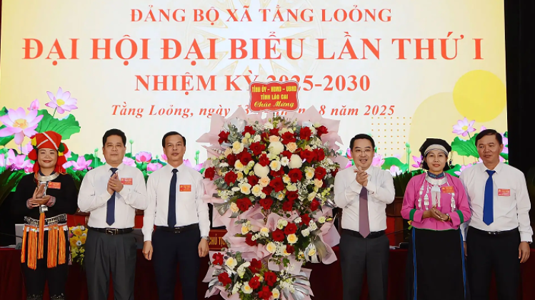 Đồng chí Nguyễn Tuấn Anh giữ chức Chủ tịch UBND tỉnh Lào Cai với 100% phiếu tán thành