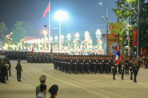 Các lực lượng vũ trang Nga, Lào, Campuchia tham gia Tổng hợp luyện tại Quảng trường Ba Đình