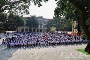 Tưng bừng khai giảng năm học mới tại Trường THPT Lý Thường Kiệt tỉnh Lào Cai