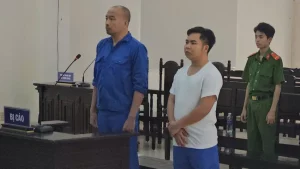 Cựu cán bộ đòi 500 triệu đồng để bỏ qua vụ đánh bạc