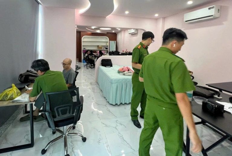 TPHCM: Khởi tố chủ cơ sở thẩm mỹ thực hiện hàng trăm ca hút mỡ trái phép z6983277050674 57f0b3ba3f369abe94d9d94094151304
