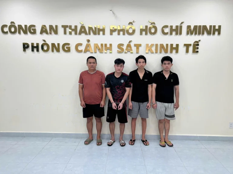 Lộ nhóm sản xuất, sang chiết nước giặt giả quy mô lớn ở TPHCM