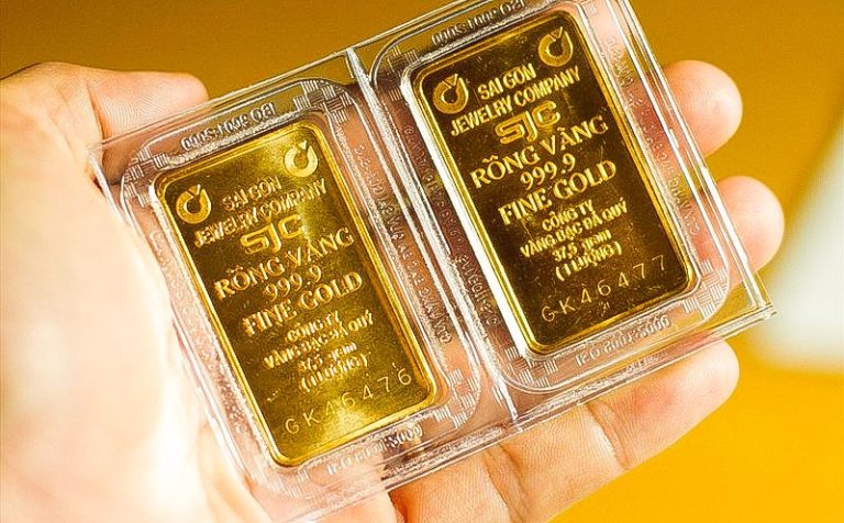 Giá vàng sáng 14/10 vượt mốc 146 triệu đồng/lượng