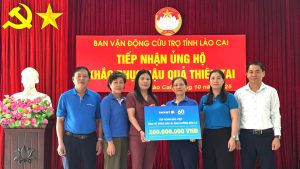 Bảo Việt ủng hộ 100 triệu đồng, chung tay cùng Lào Cai vượt qua khó khăn sau bão số 10