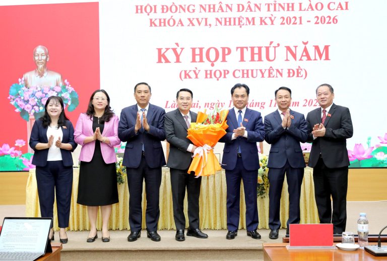 4Y3A7985tanghoaachucmungdcnguyentuananh2 scaled 1