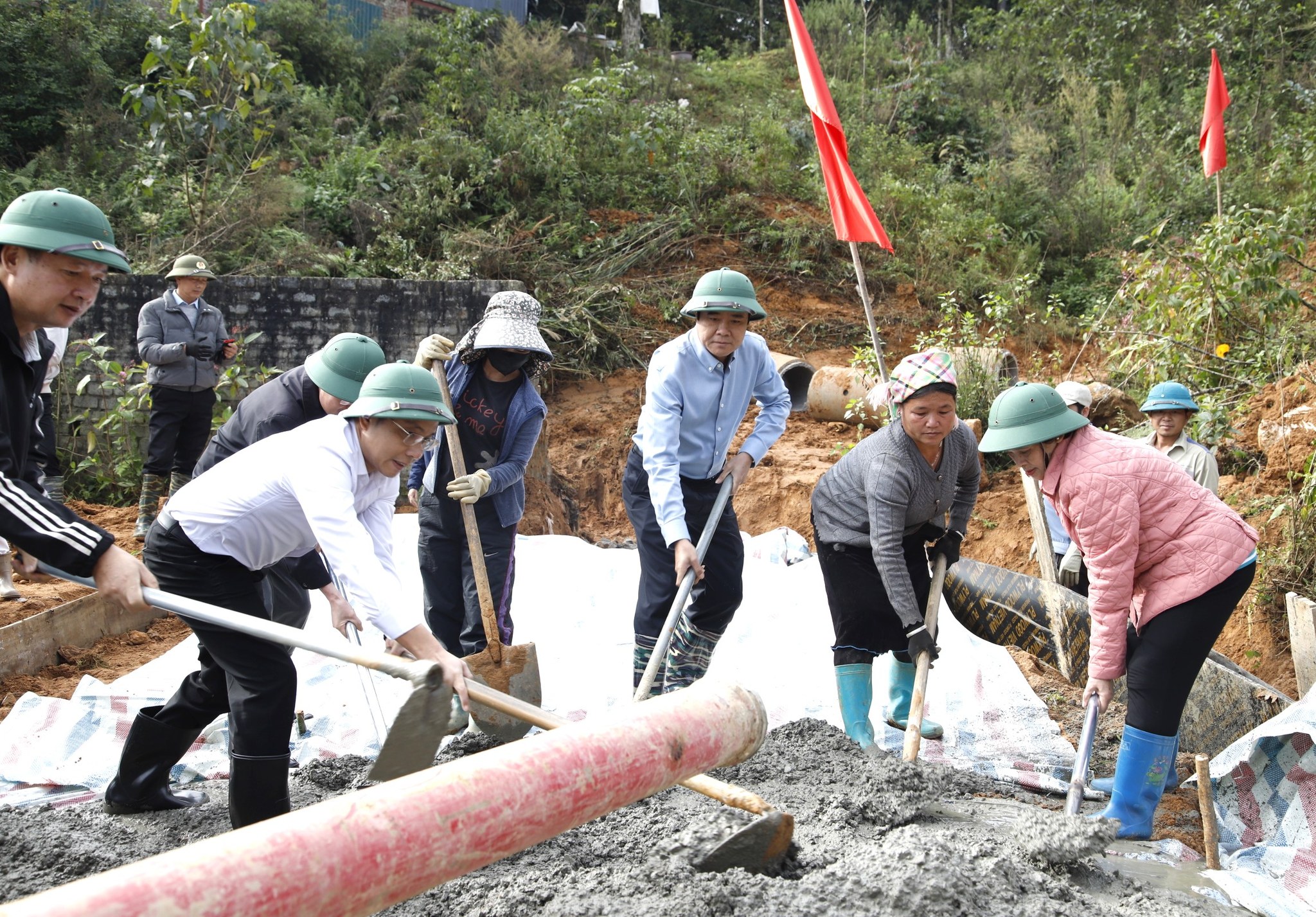 Sa Pa khởi công tuyến đường Suối Hồ 1: Bước nối hạ tầng, lan tỏa diện mạo đô thị du lịch xanh