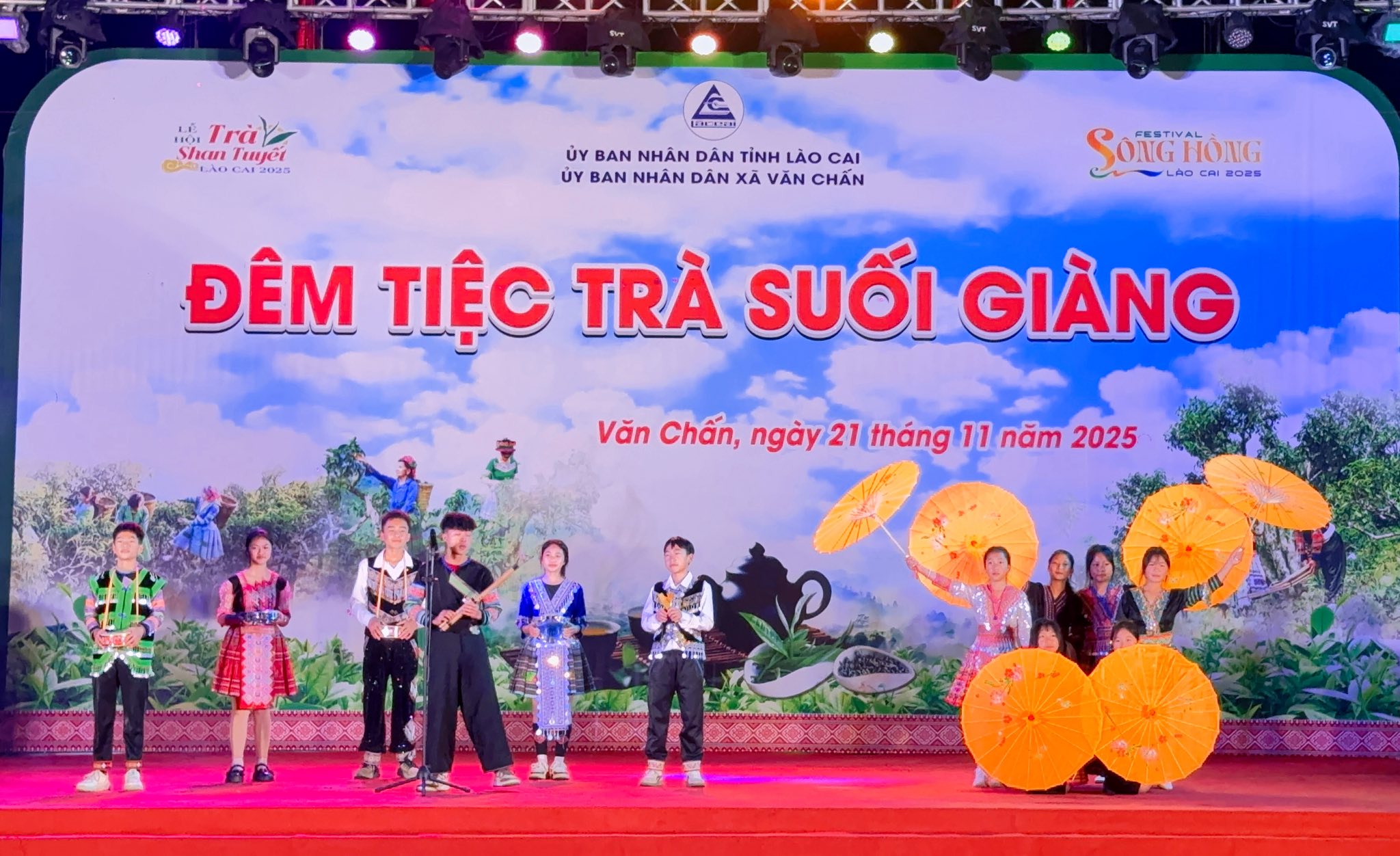 Đêm tiệc Trà Suối Giàng 2025: Khi hương Shan Tuyết kết nối cộng đồng và thắp sáng mùa lễ hội vùng cao