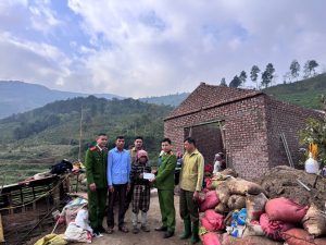 Những món quà đầu năm ấm áp tình người nơi vùng cao Lào Cai