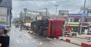 Xe giường nằm va chạm nhiều phương tiện, 2 người tử vong